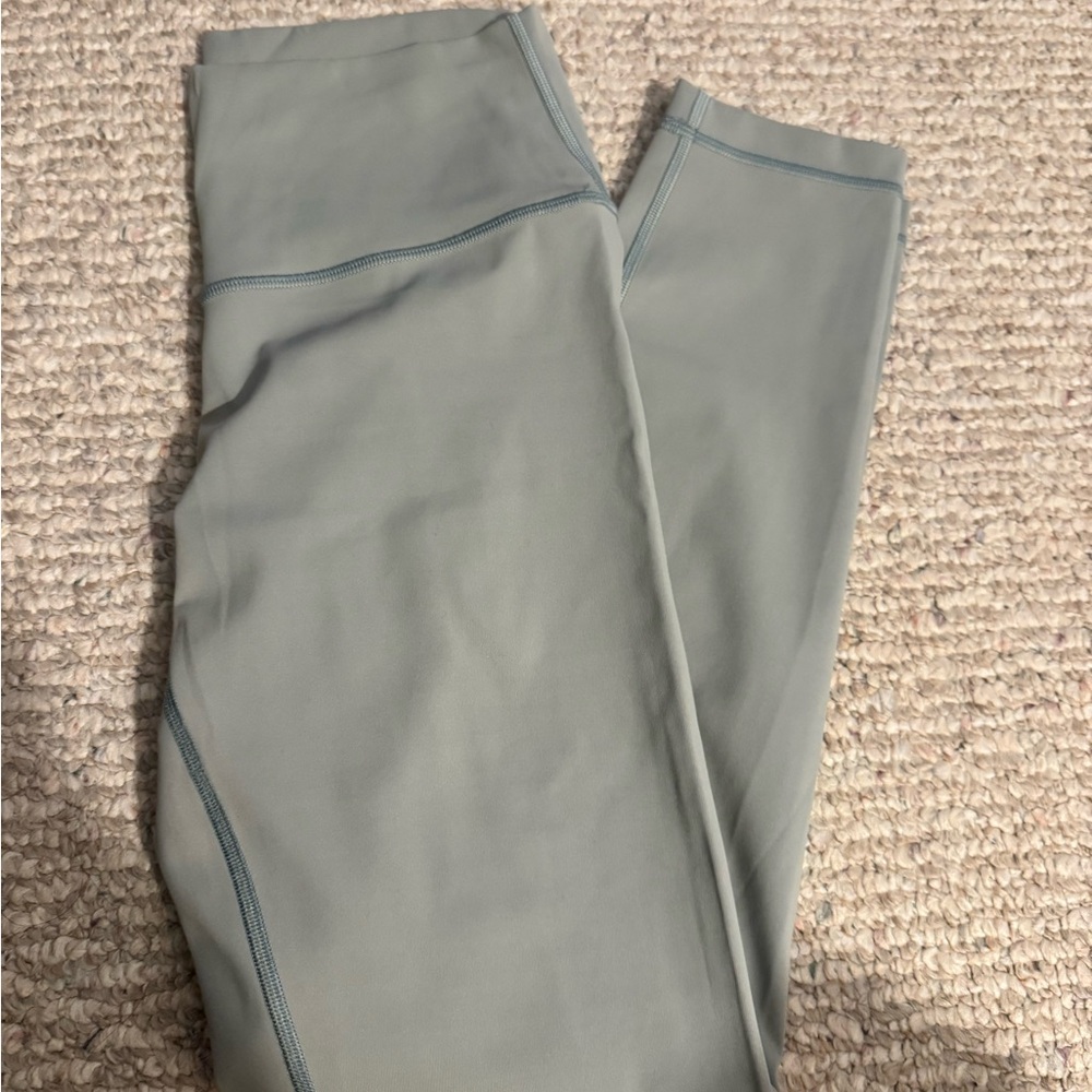 Lulu Leggings size 6